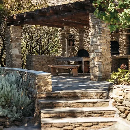 Amoni Andros Feriehus