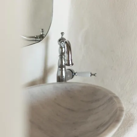 Amoni Andros Feriehus Agia Eleousa