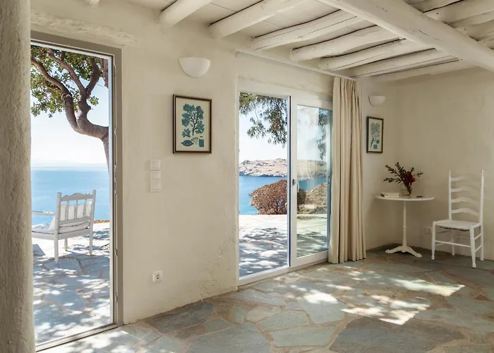 Nyaraló Amoni Andros Ajía Eleúsza