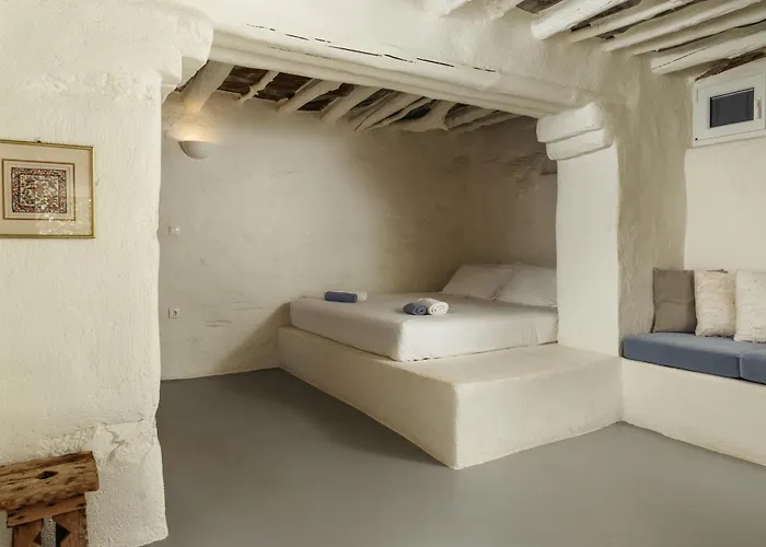 Amoni Andros Nyaraló